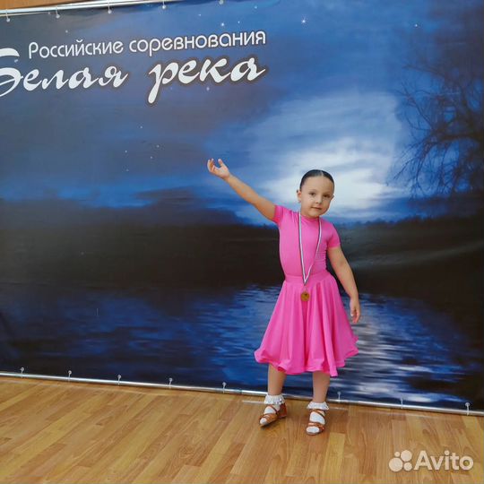 Платье для бальных танцев