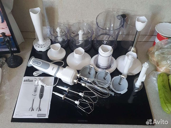 Braun блендер белого цвета