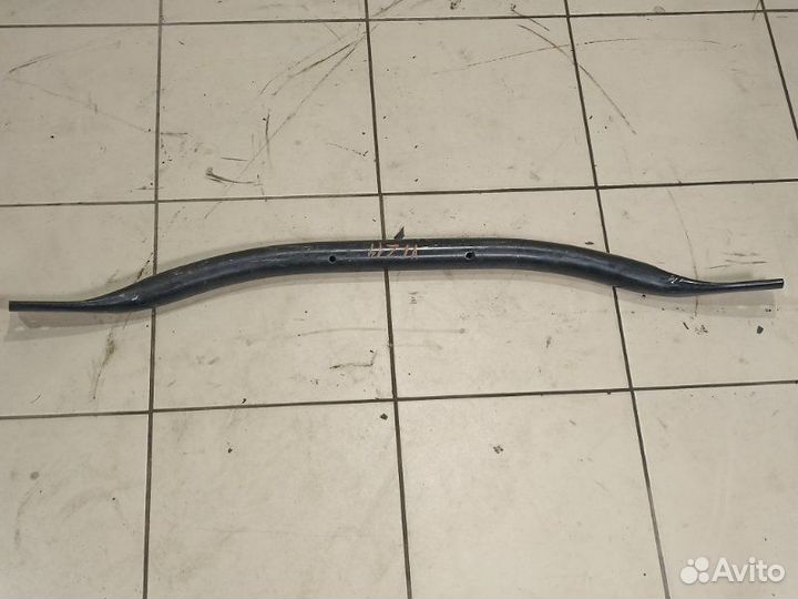 Распорка кузова Bmw X3 E83LCI M57D30 2006