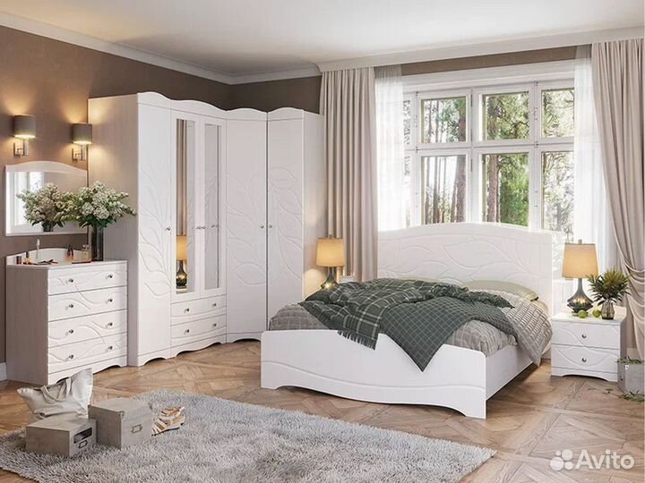 Стол письменный новый