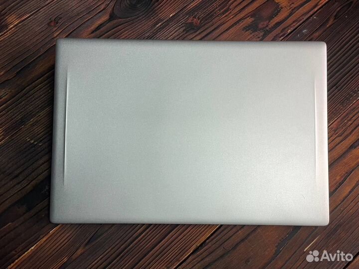 Ноутбук Xiaomi 15 pro i5 gen 11 8GB Ram MX450