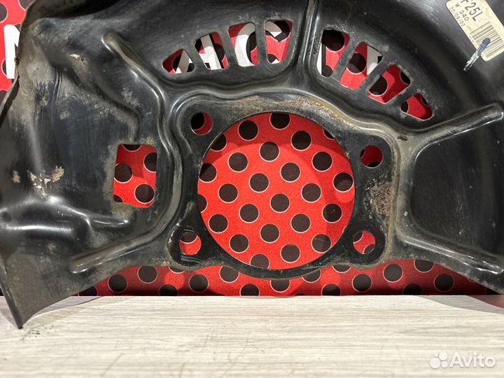 Кожух защитный тормозного диска Lexus Es axzh10