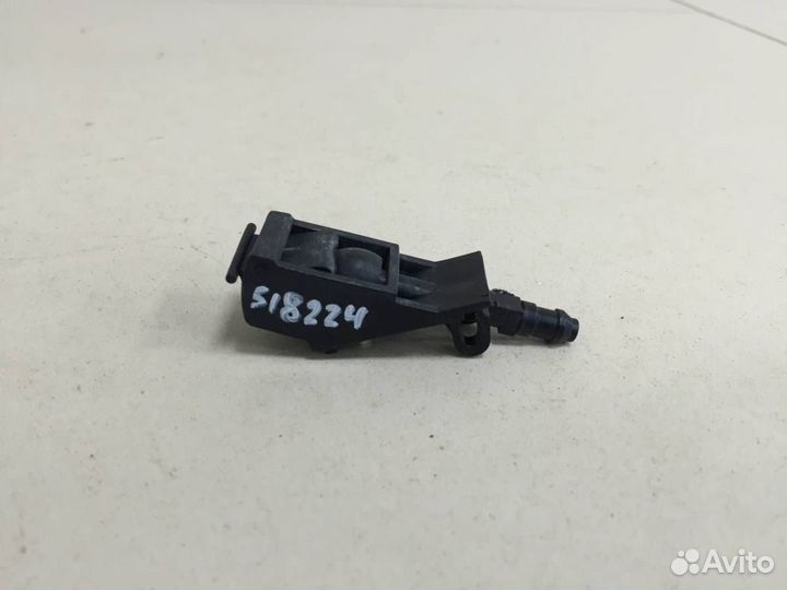 Форсунка омывателя лобового стекла Volkswagen Polo