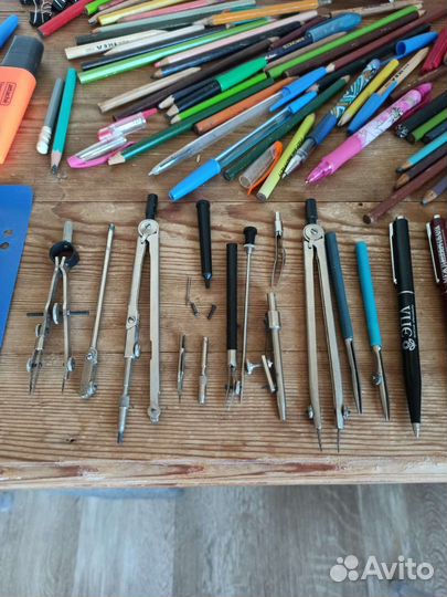 Готовальня +карандаши Икеа +