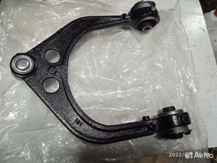 Рычаг передний dodge Challenger LC