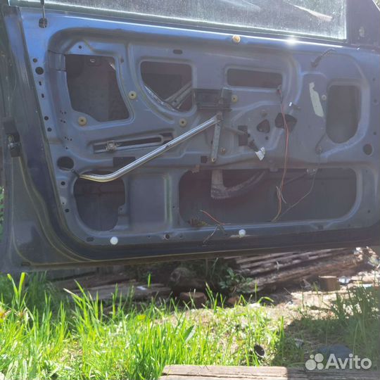 Дверь водителя Передняя Вольво 940 960 91-98г