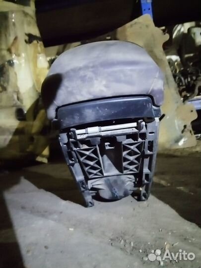 Подлокотник центральная консоль Nissan Qashqai j10