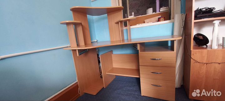 Письменный стол б/у