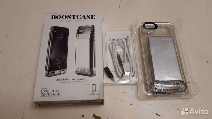Чехол-аккумулятор Boostcase 2700 мА/ч для iPhone