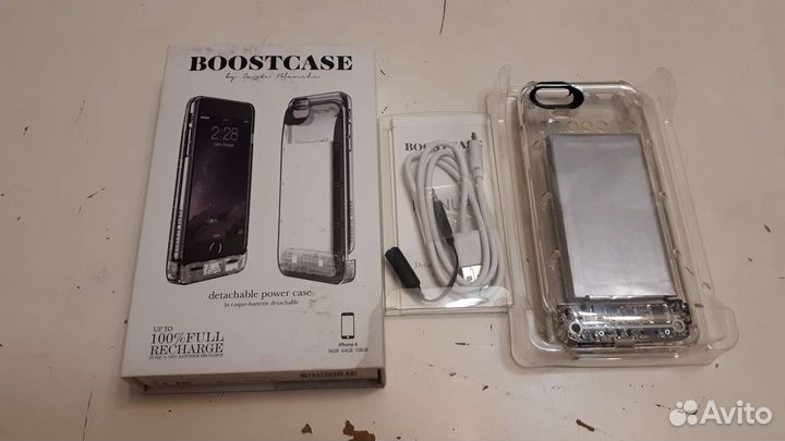 Чехол-аккумулятор Boostcase 2700 мА/ч для iPhone