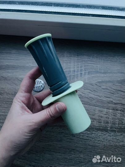 Пресс для чеснока (чеснокодавилка)