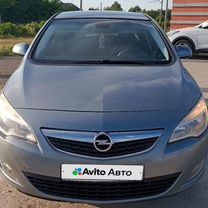 Opel Astra 1.4 MT, 2010, 239 000 км, с пробегом, цена 705 000 руб.