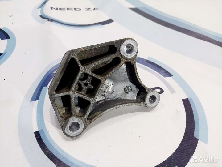 Кронштейн кпп верхний Ford Fusion