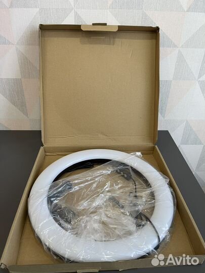 Кольцевая лампа 36 см