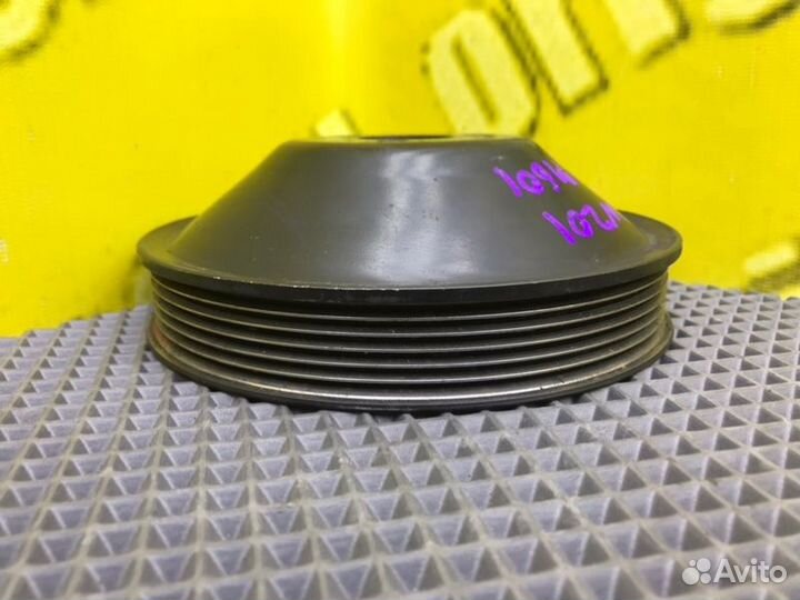 Шкив насоса гур Mercedes-Benz S124 M102.963 1992