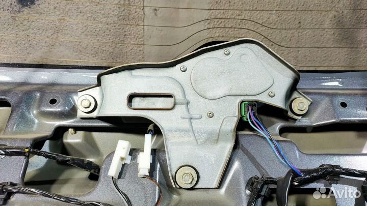 Моторчик стеклоочистителя задний citroen C-Crosser