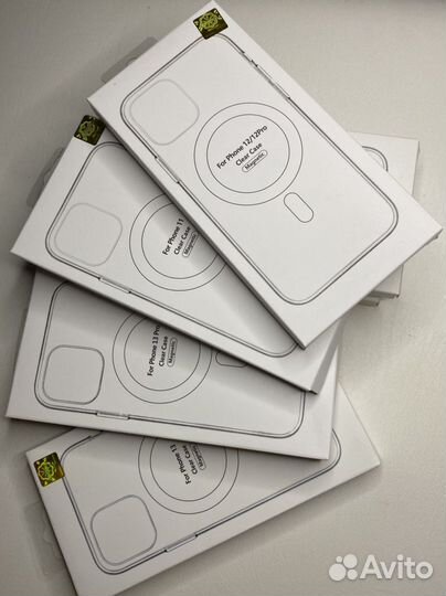 Чехол на iPhone