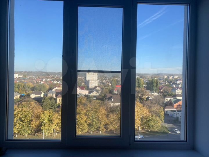 Доля в 3-к. квартире, 125 м², 9/10 эт.