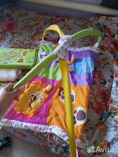 Развивающий коврик