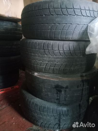 Triangle TR777 235/60 R18