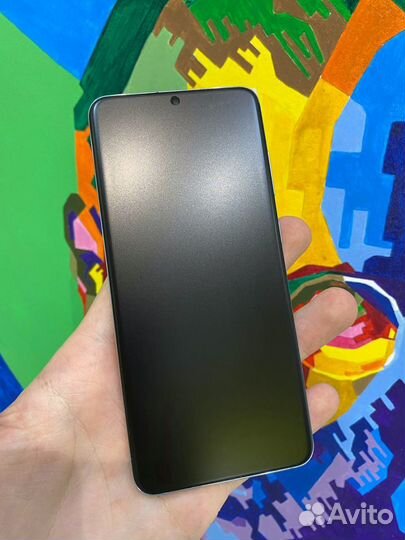 Бронепленка на телефон