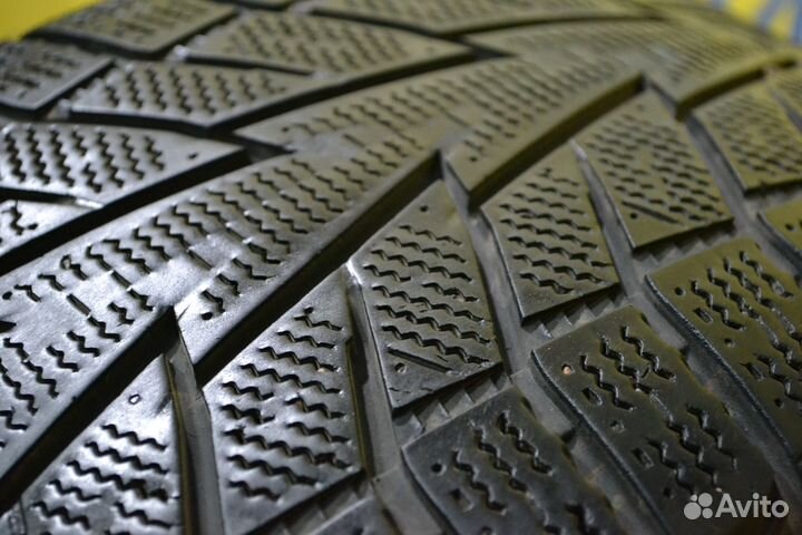 Hankook Winter I'cept iZ 2 W616 235/55 R17