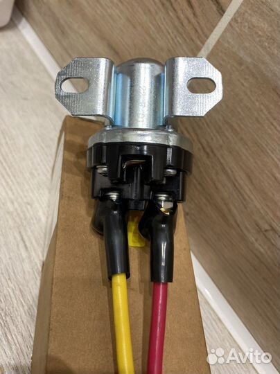 Реле стартера фав J6 новый