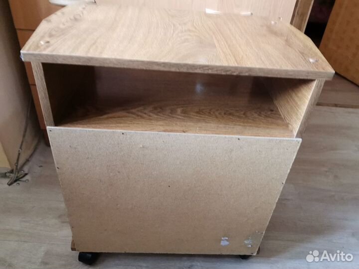 Тумба-стол для телевизора