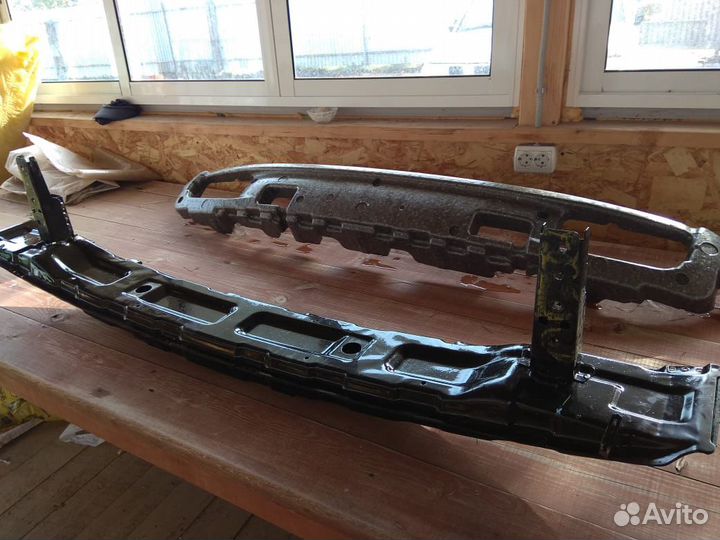 Усилитель бампера на Хендай Санта Фе(задний)