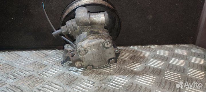 Насос гур Mercedes E 2.1CDI OM646 2002