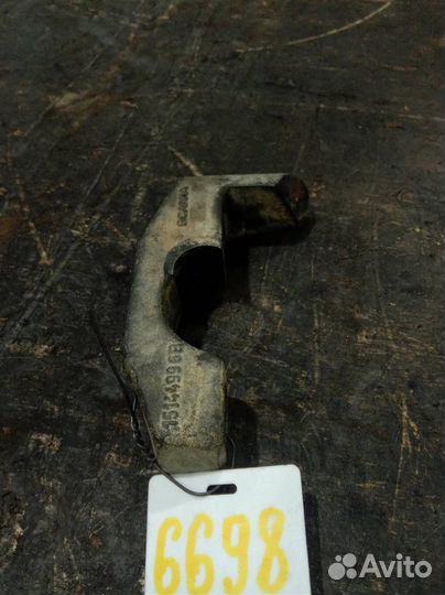 Бугель (крышка) крепления торсиона кабины Scania