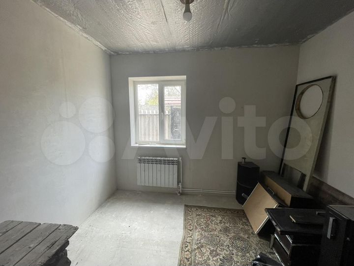 Дом 82 м² на участке 4 сот.