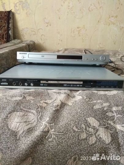 Видеомагнитофон BBK и samsung