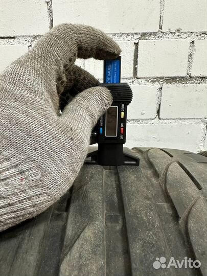 Bridgestone Potenza S001 225/45 R18 и 255/40 R18