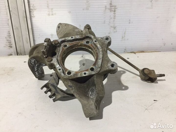 Цапфа задняя левая Mercedes-Benz S-Class W221 M273