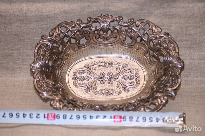 Старинная конфетница сухарница блюдо металл