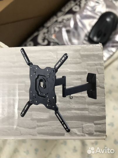 Кронштейн для телевизора