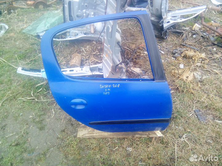 Дверь боковая Peugeot 206, правая задняя