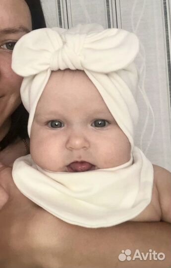 Шапочка и снуд на девочку 3-6 месяцев