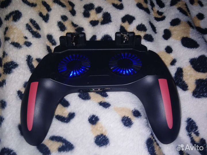 Жостик для телефона с подсветкой и охлаждением