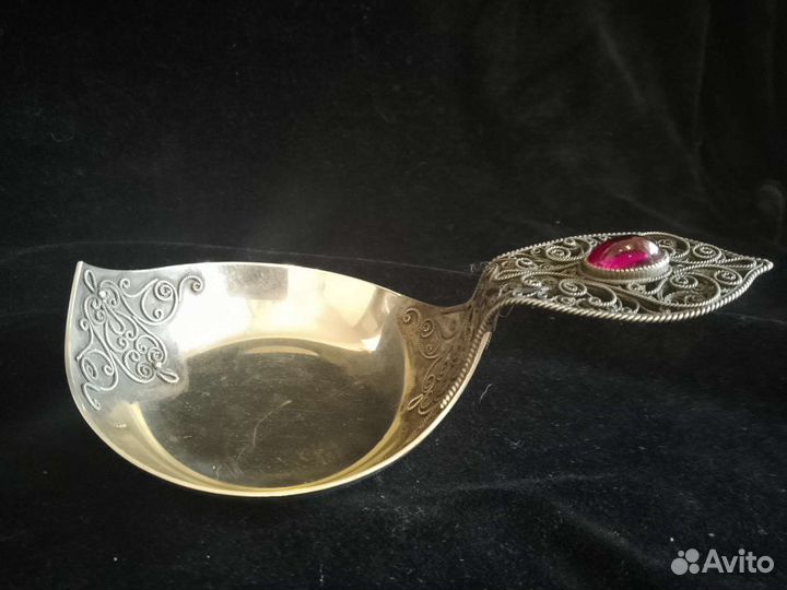 Мельхиоровые ложки 50-70 х. Орешница мельхиор