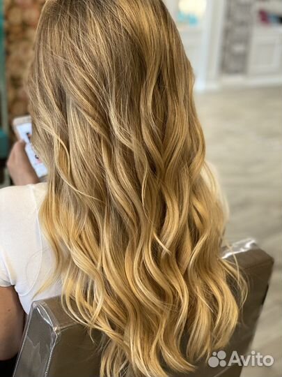 Стилист по волосам