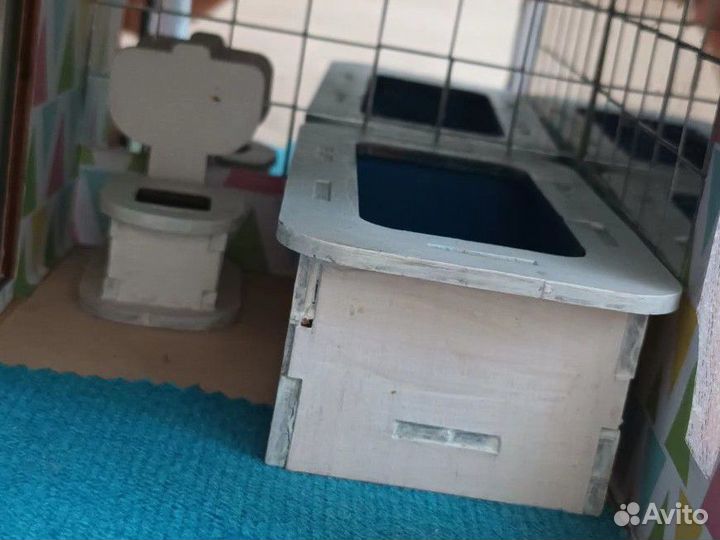 Кукольный домик с мебелью