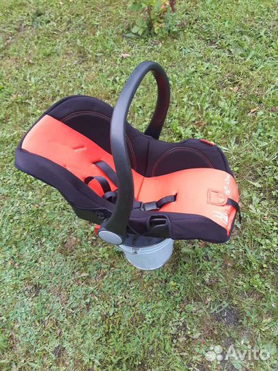 Переноска для детей в машину