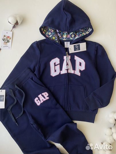 Новый Костюм для девочки GAP 116 6лет