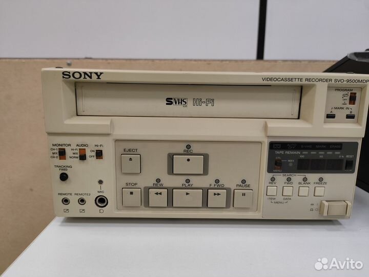 Видеомагнитофон sony SVO-9500MDP