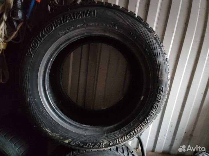 Yokohama Geolandar I/T-S G073 235/60 R17