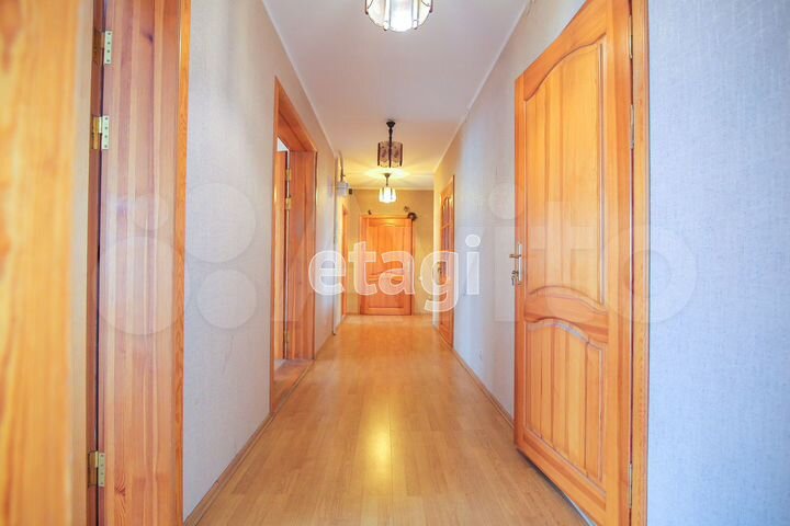 4-к. квартира, 112,6 м², 2/3 эт.