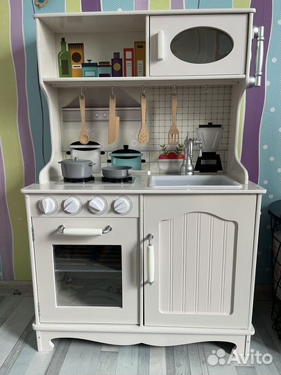 Детская деревянная кухня
