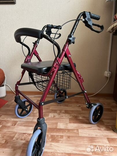 Ходунки для взрослых на колесах
